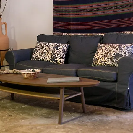 Thea And Ξενοδοχείο με διαμερίσματα