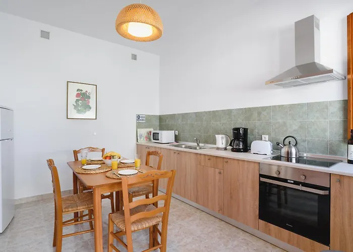 شقة فندقية Thea And