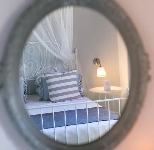 شقة فندقية Thea And 4*