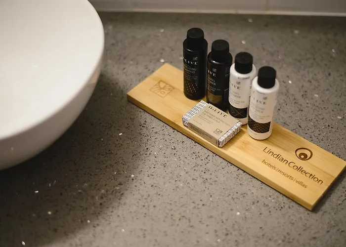 شقة فندقية Thea And 4*