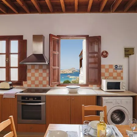 Thea And 아파트호텔 린도스