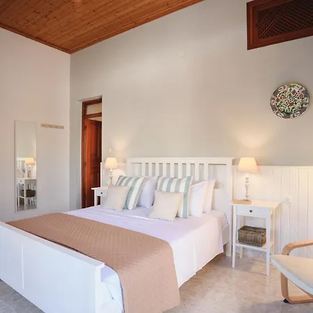 Thea And アパートホテル リンドス