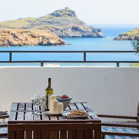 Thea And アパートホテル