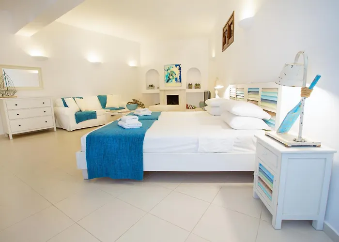 Apartmanhotel Thea And 4*