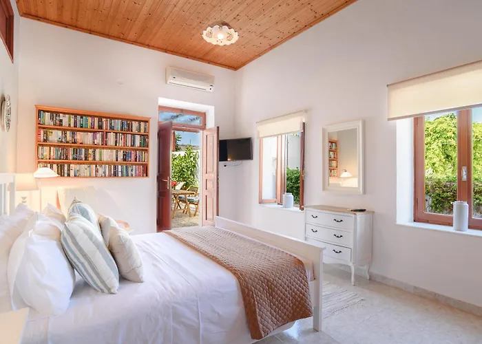 شقة فندقية Thea And