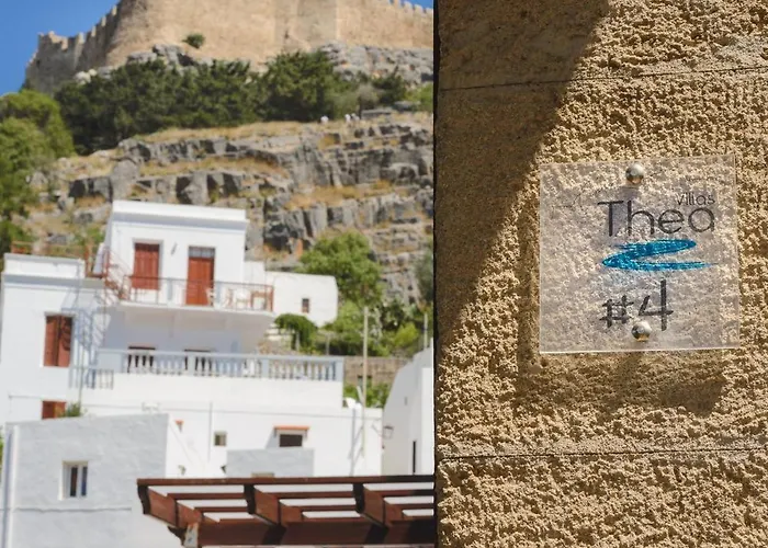 Thea And Apartmanhotel 4*