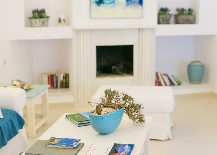 Thea And لينثوس